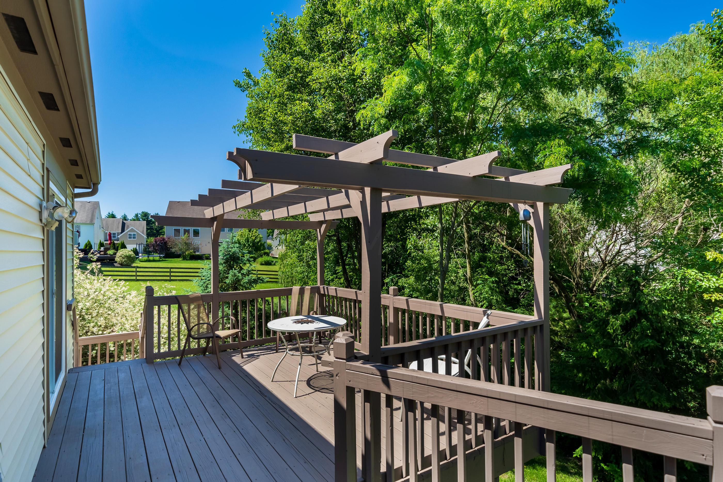 2433 Roe Drive Lewis Center, OH 43035 - Photo 41 of 47 Gallery Image 41