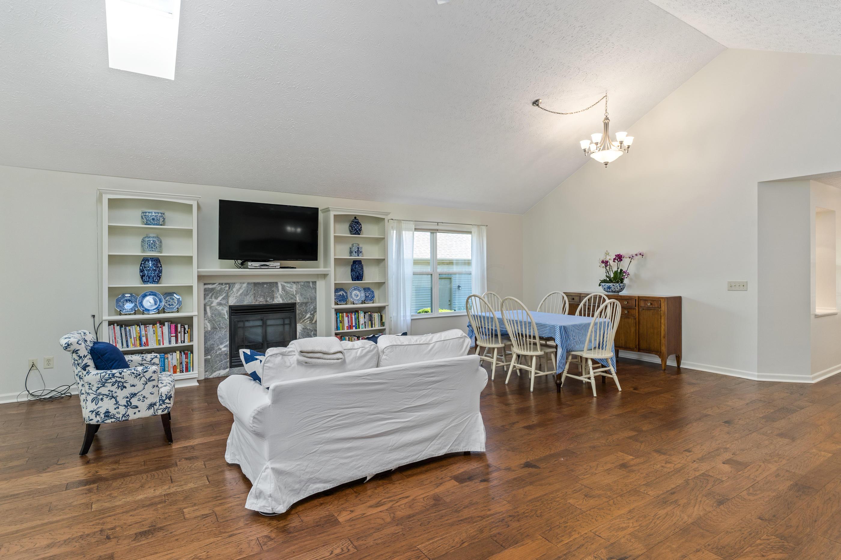 2433 Roe Drive Lewis Center, OH 43035 - Photo 6 of 47 Gallery Image 6