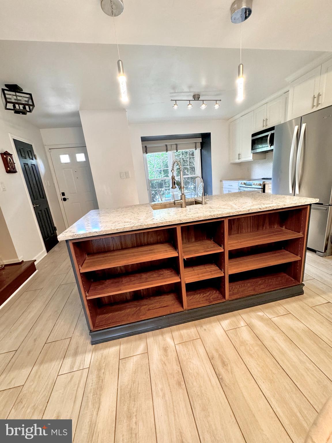 5629 Ridge View Drive Alexandria, VA 22310 - Photo 11 of 40