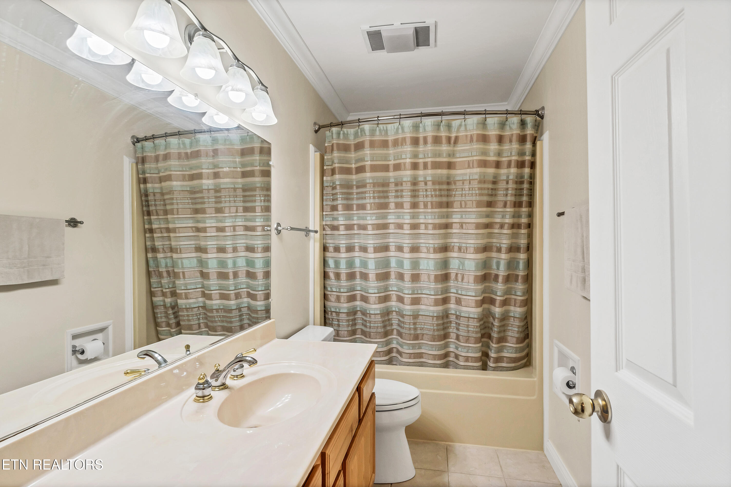 584 Bethel Church Road Townsend, TN 37882 - Photo 26 of 47 Second Bath