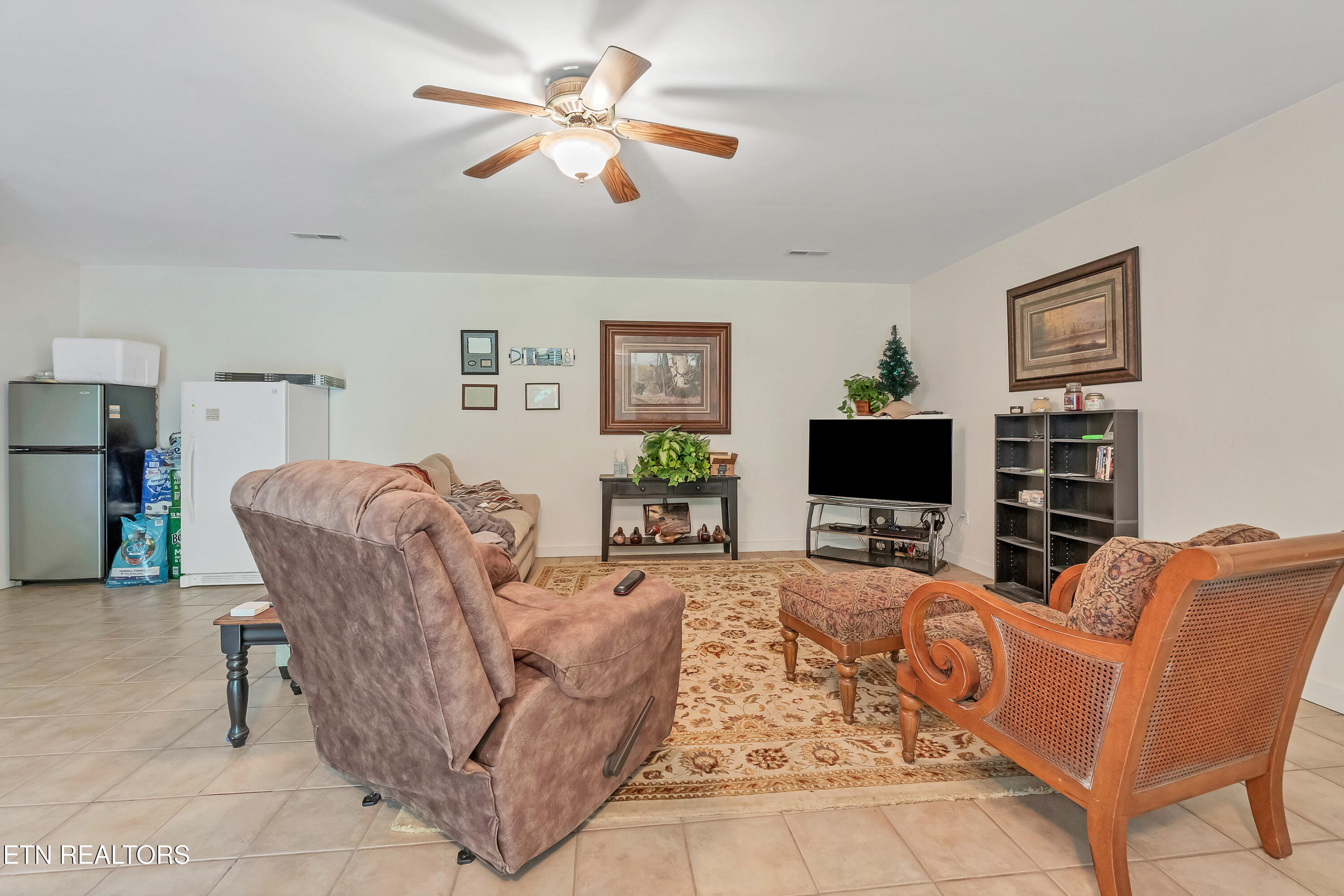 584 Bethel Church Road Townsend, TN 37882 - Photo 27 of 47 Great Room/ Rec Room