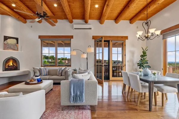 $1,150,000 | 69 Avenida Frijoles, Santa Fe, NM 87507