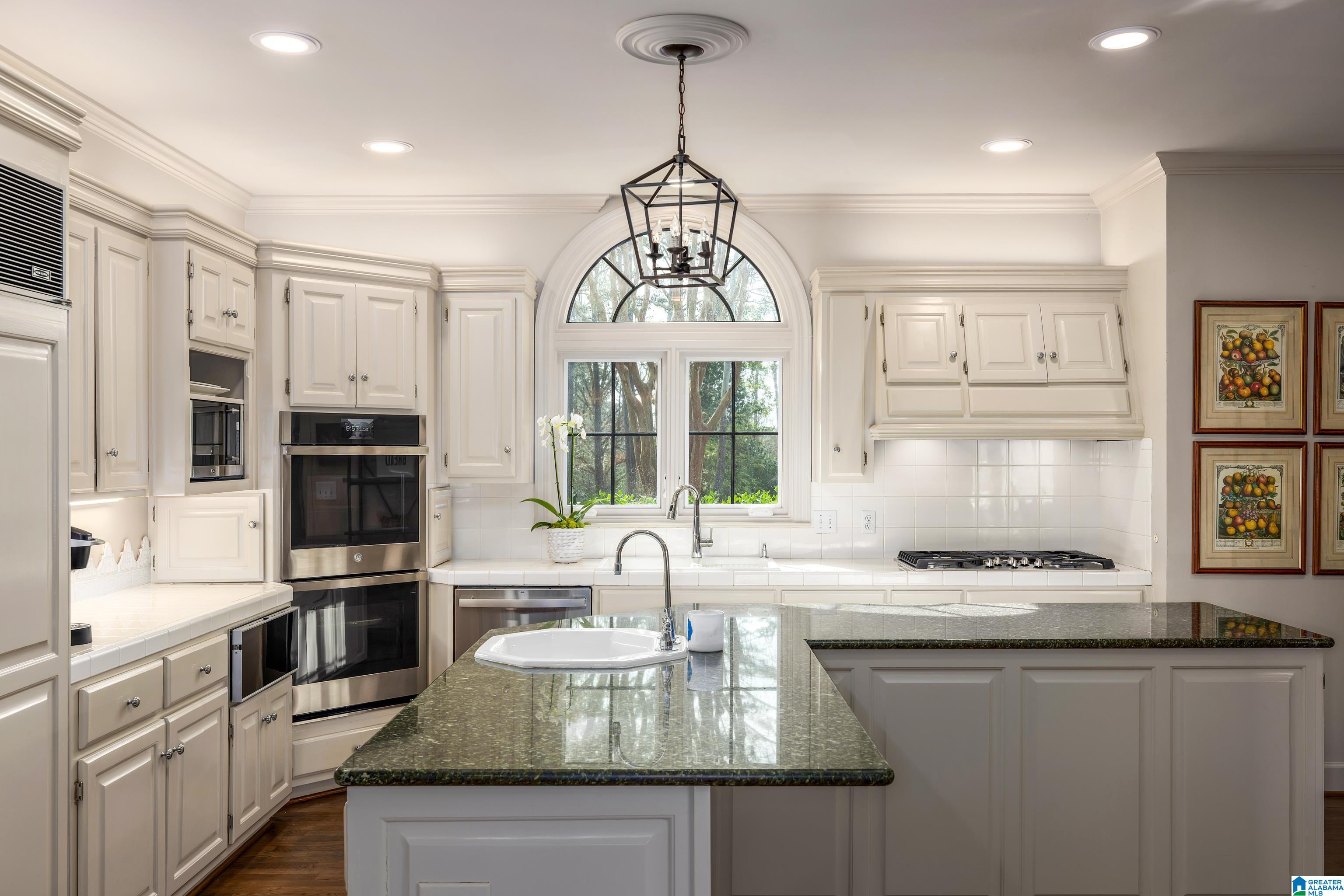 2642 Abingdon Road Birmingham, AL 35243 - Photo 24 of 90