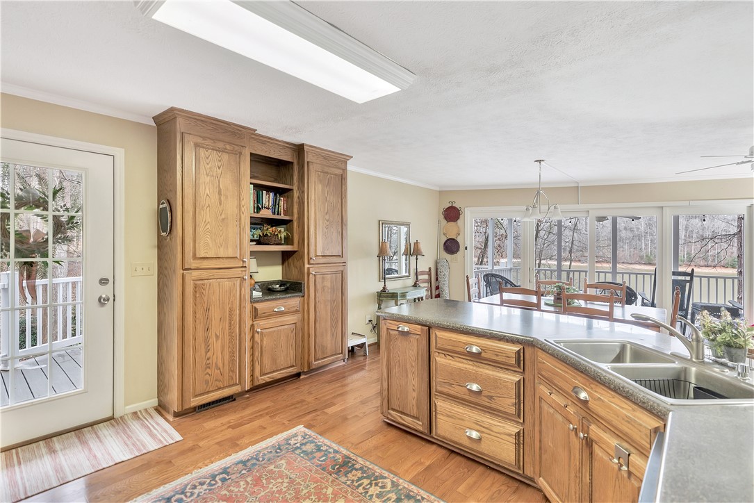 1007 Summer Place Anderson, SC 29621 - Photo 5 of 44