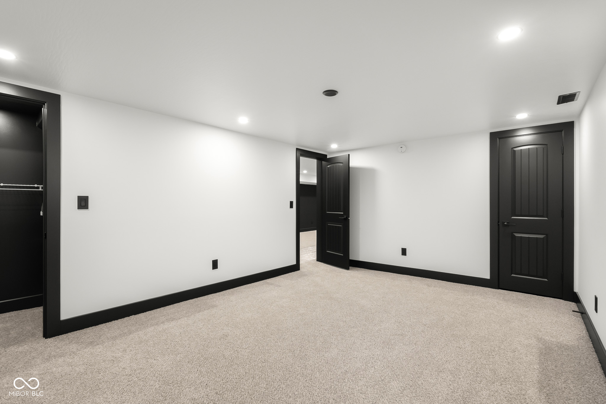 1647 Washington Street Columbus, IN 47201 - Photo 64 of 79