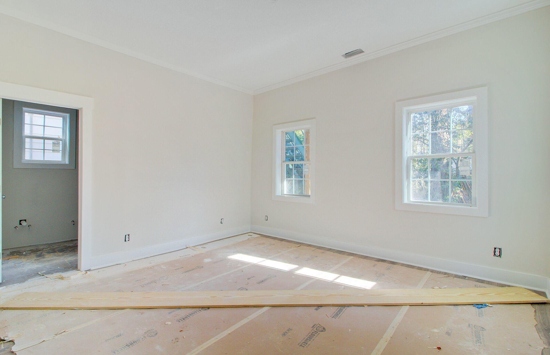 27 Cleveland Street Charleston, SC 29403 - Photo 12 of 23 kEuUUz5j