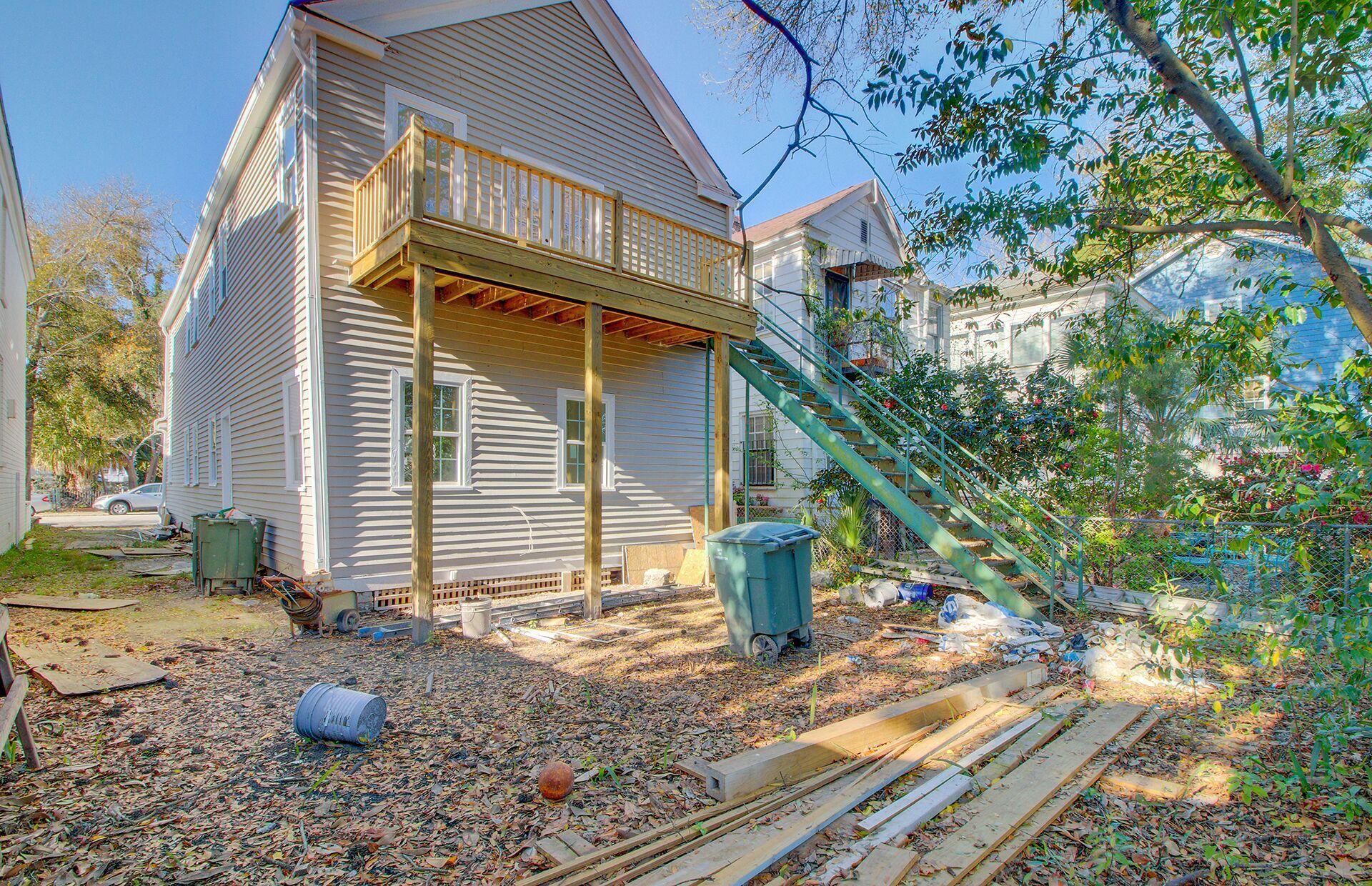 27 Cleveland Street Charleston, SC 29403 - Photo 3 of 23 Dz4g1gtI