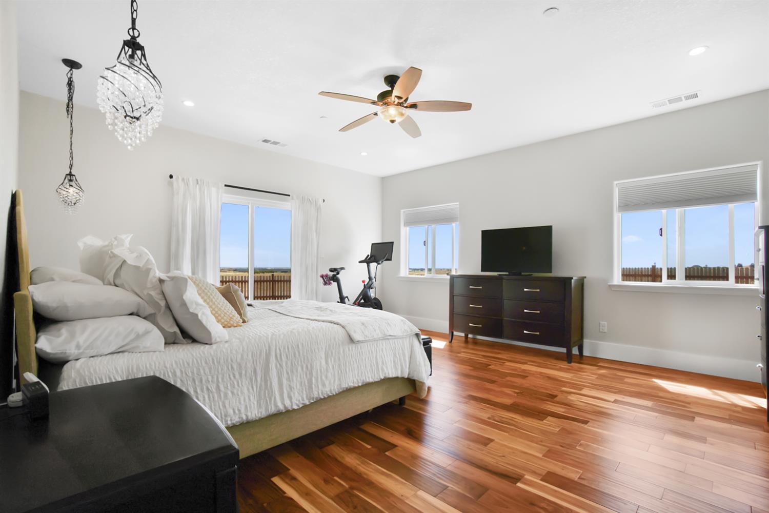 7991 South Shingle Road Shingle Springs, CA 95682 - Photo 21 of 58 a bedroom with a bed and a tv