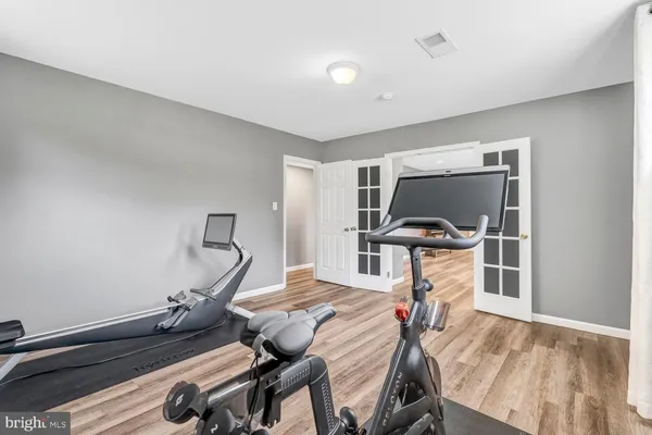 $965,000 | 9008 Patton Boulevard, Alexandria, VA 22309