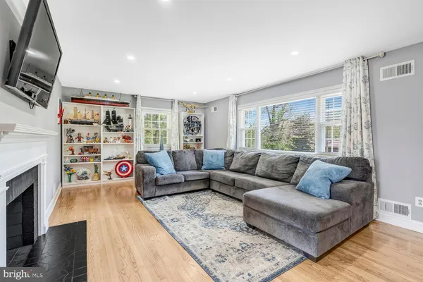 $965,000 | 9008 Patton Boulevard, Alexandria, VA 22309
