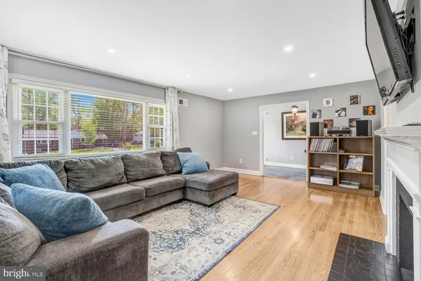 $965,000 | 9008 Patton Boulevard, Alexandria, VA 22309