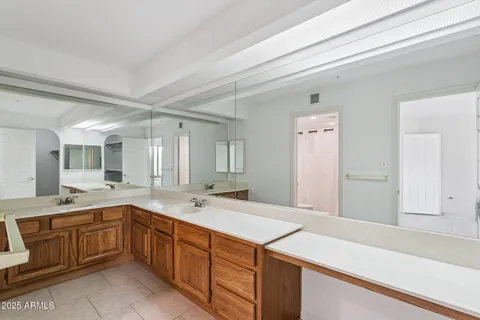 $399,900 | 4200 North Miller Road, Unit 220, Scottsdale, AZ 85251