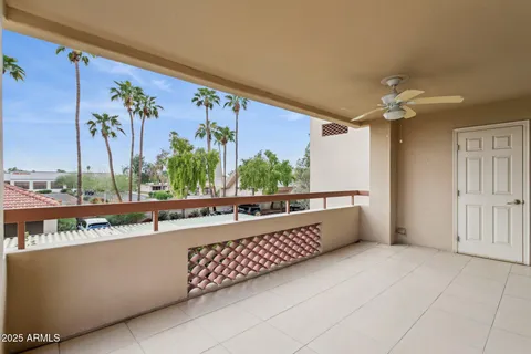 $399,900 | 4200 North Miller Road, Unit 220, Scottsdale, AZ 85251