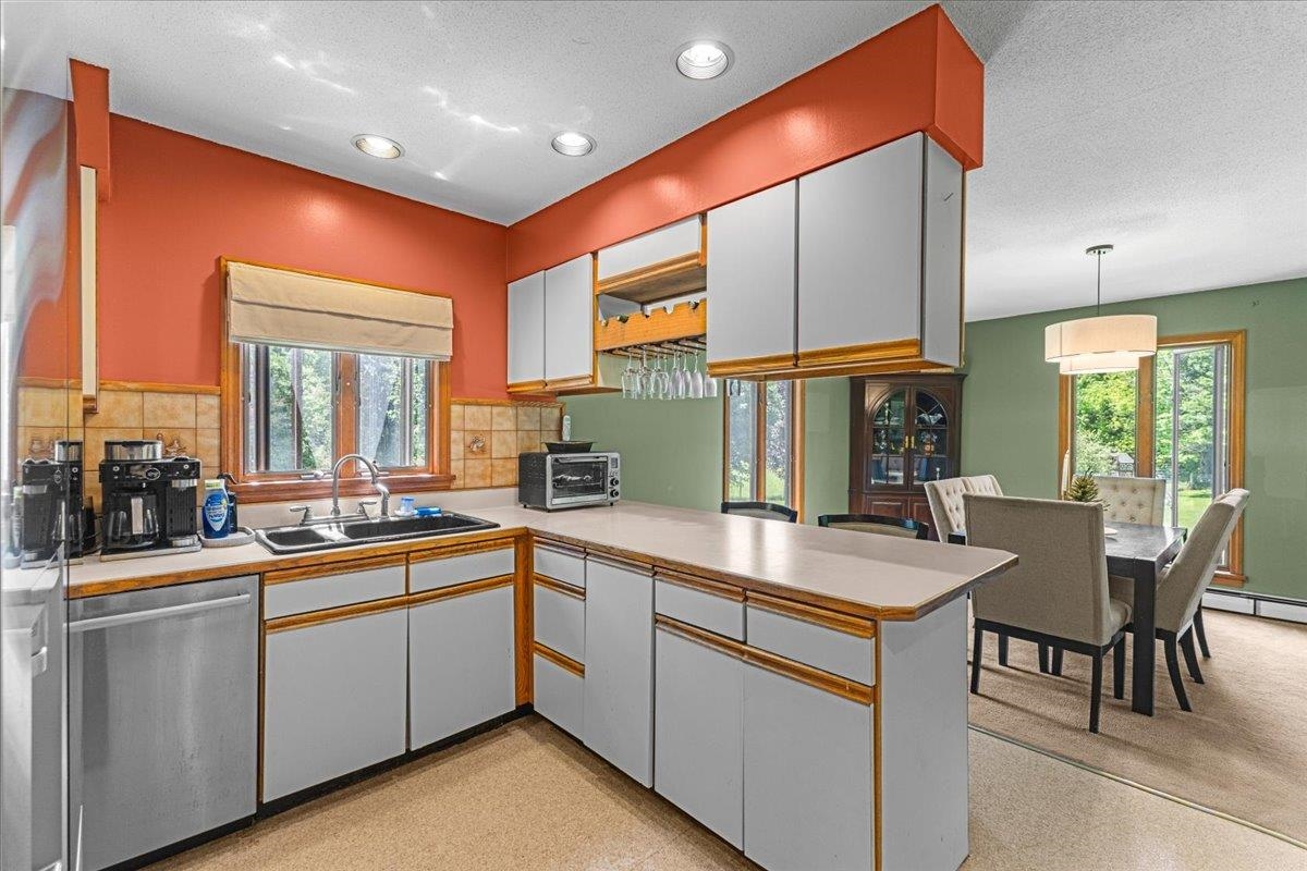 2206 Highgate Road Swanton, VT 05478 - Photo 15 of 50