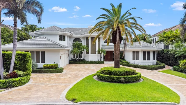 $40,000 | 396 East Coconut Palm Road, Boca Raton, FL 33432