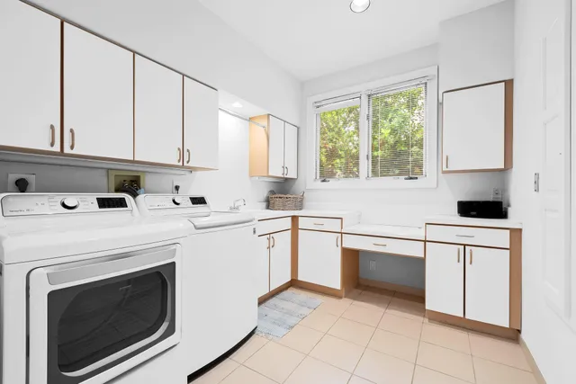 $40,000 | 396 East Coconut Palm Road, Boca Raton, FL 33432