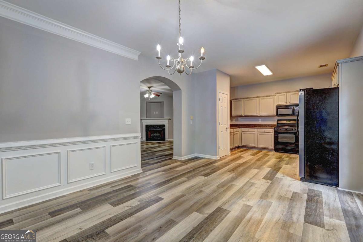 118 Meeting Pl Road Lawrenceville, GA 30044 - Photo 7 of 32