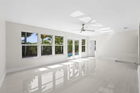 $1,300,000 | 4240 Northeast 22nd Terrace, Lighthouse Point, FL 33064