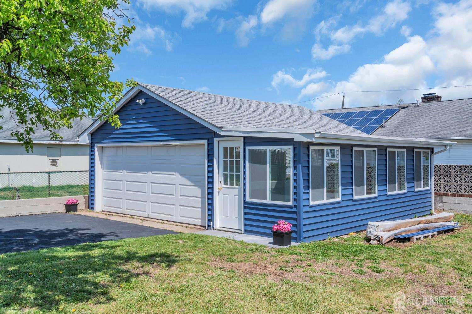 21 Market Street Edison, NJ 08817 - Photo 41 of 45