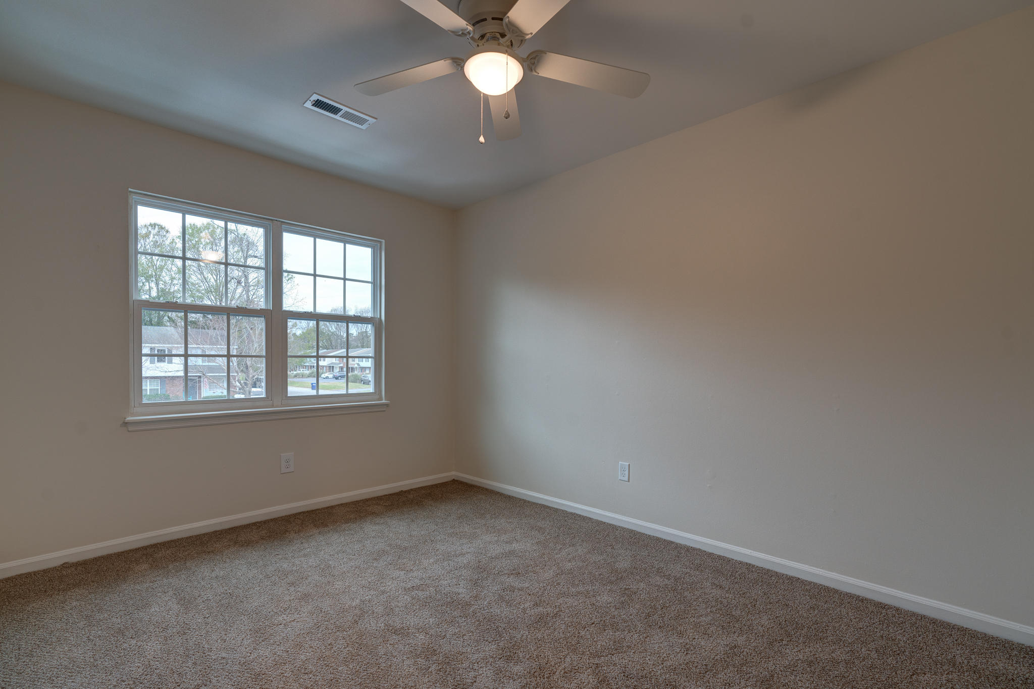 1517 Nantahala Boulevard Mount Pleasant, SC 29464 - Photo 11 of 17 1517 Nantahala Dr (15 of 17)