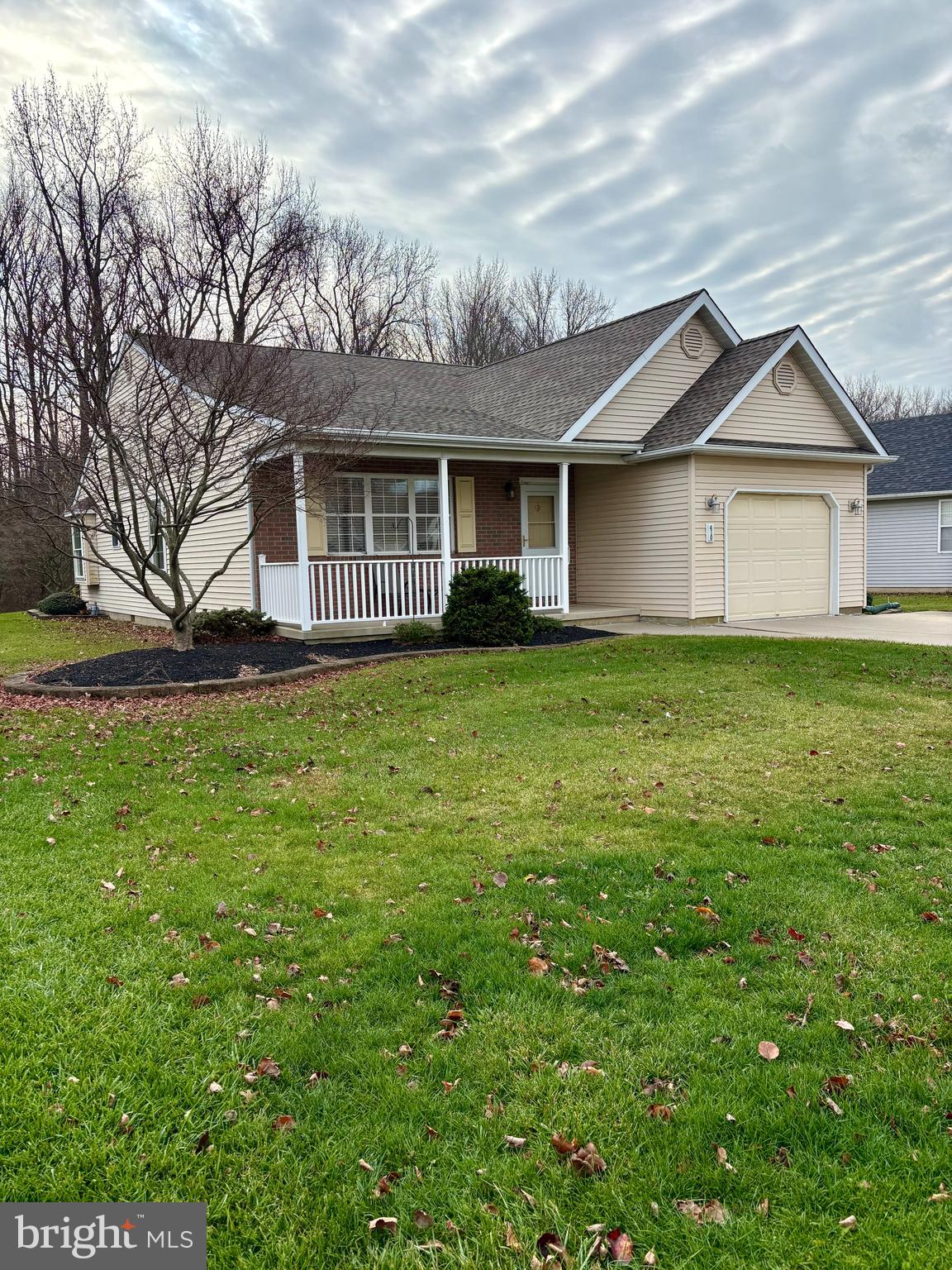 410 Country Way Mickleton, NJ 08056 - Photo 2 of 4 Side View 410 Country