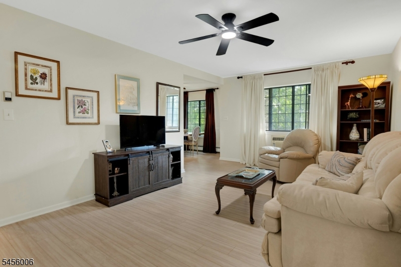 15 Kensington Road, Unit F Chatham, NJ 07928 - Photo 13 of 24 Gallery Image 13