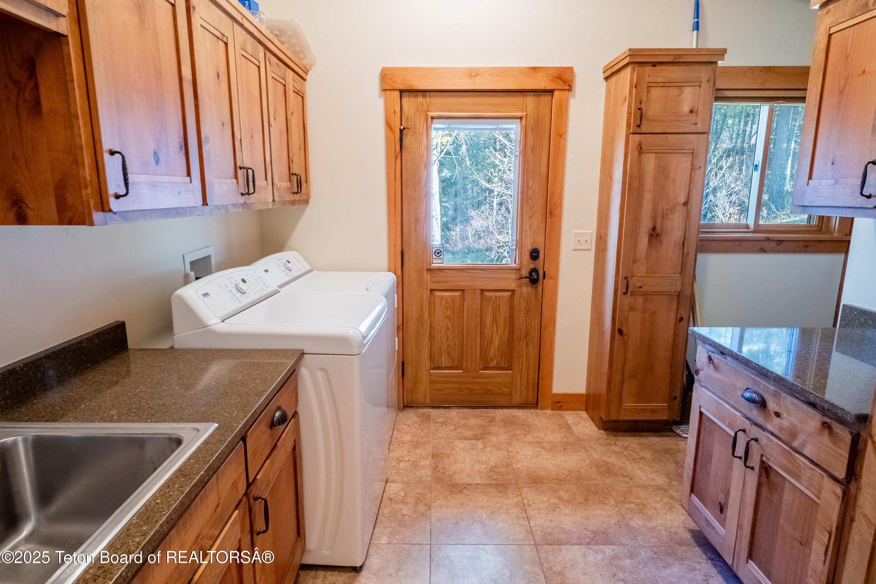1558 Trail Ridge Road Alpine, WY 83128 - Photo 41 of 49 Laundry Room