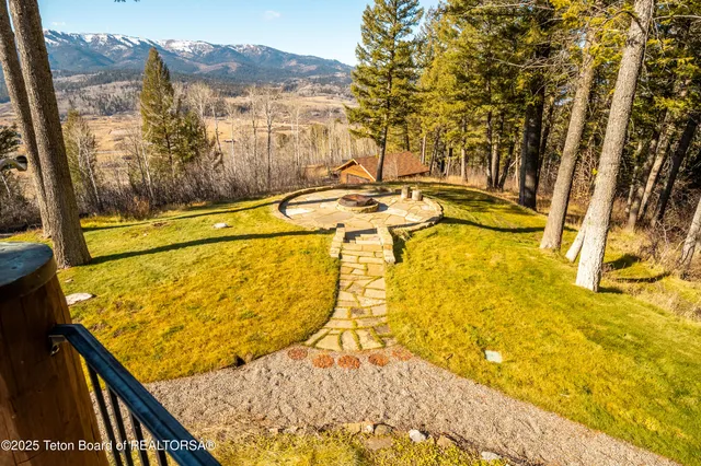 $3,495,000 | 1558 Trail Ridge Road, Alpine, WY 83128