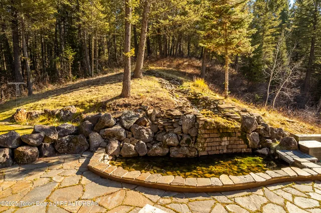 $3,495,000 | 1558 Trail Ridge Road, Alpine, WY 83128