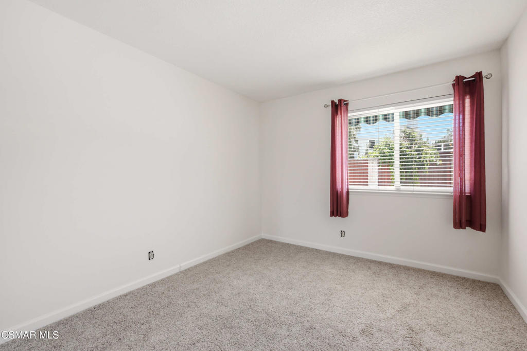 2720 Goldfield Place Simi Valley, CA 93063 - Photo 20 of 37