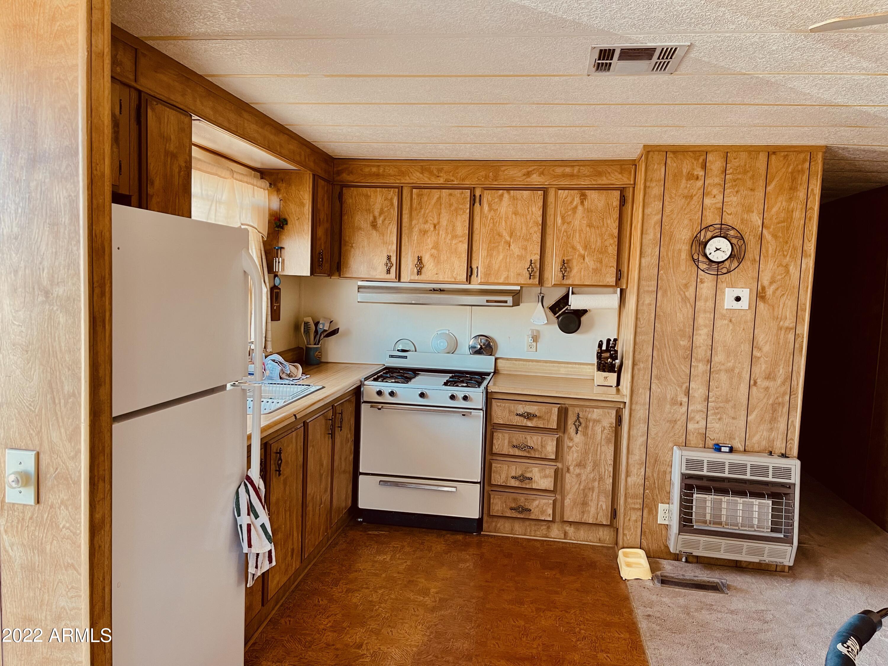 3375 West Quail Road Eloy, AZ 85131 - Photo 5 of 14 IMG_5259