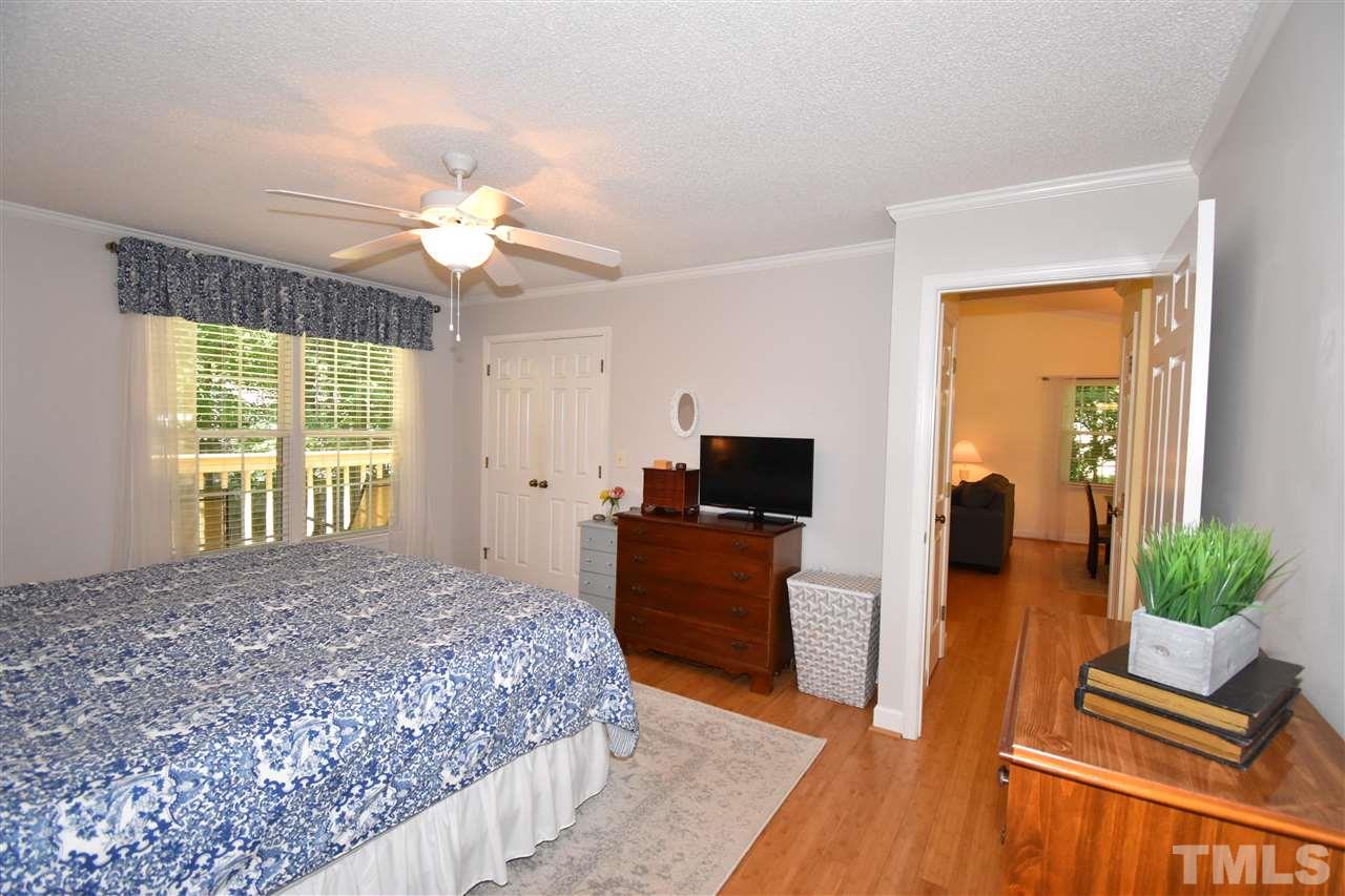 2416 Mapleton Lane Raleigh, NC 27613 - Photo 15 of 22