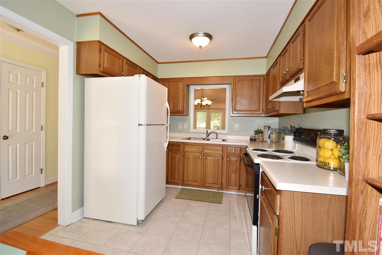 2416 Mapleton Lane Raleigh, NC 27613 - Photo 5 of 22