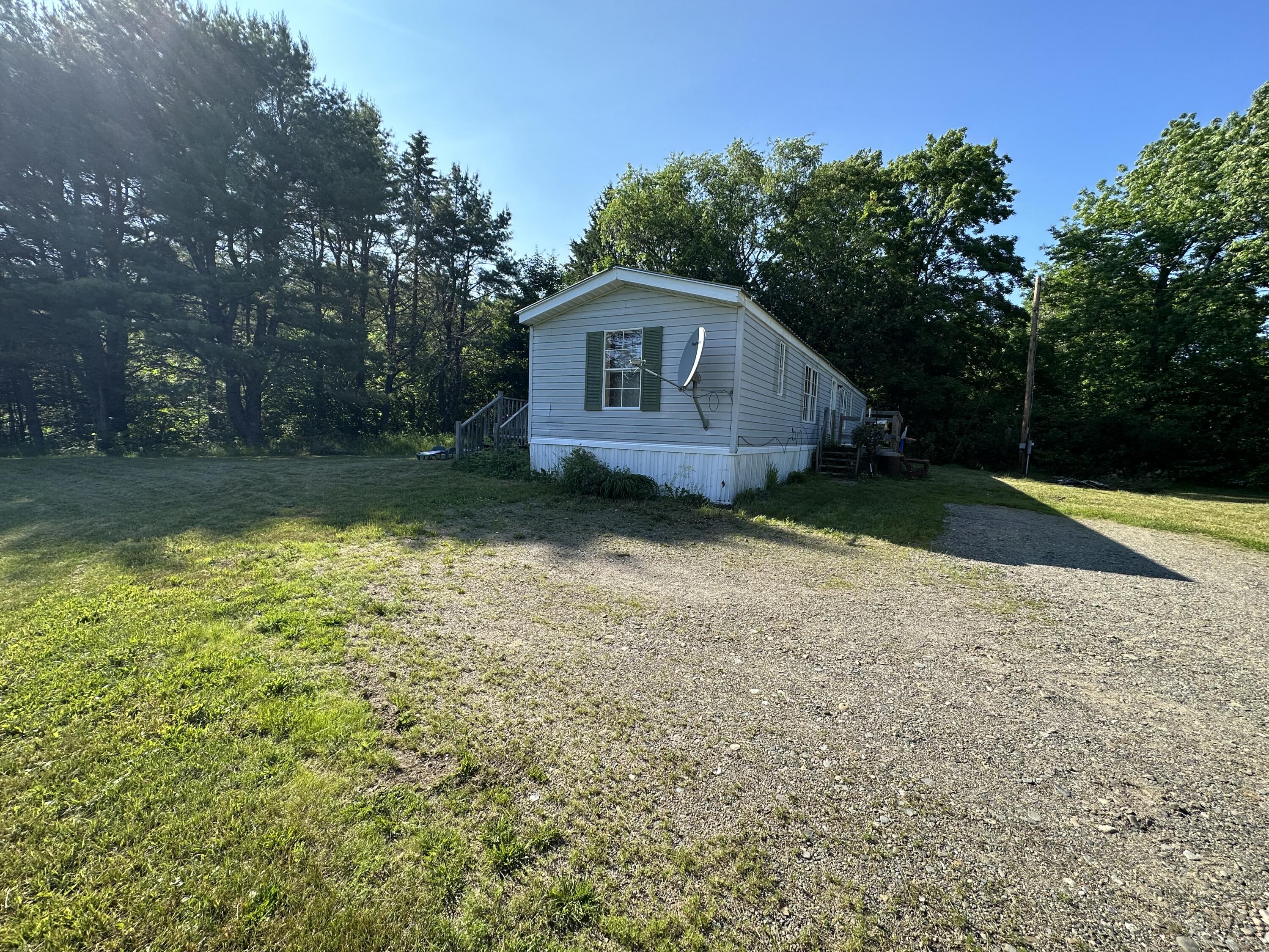 684 Winn Road Lee, ME 04455 - Photo 4 of 18 E80D461D-B616-46CD-A373-0104AB446A05