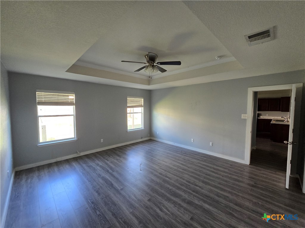 908 Starlight Drive Temple, TX 76502 - Photo 10 of 25 Primary Bedroom
