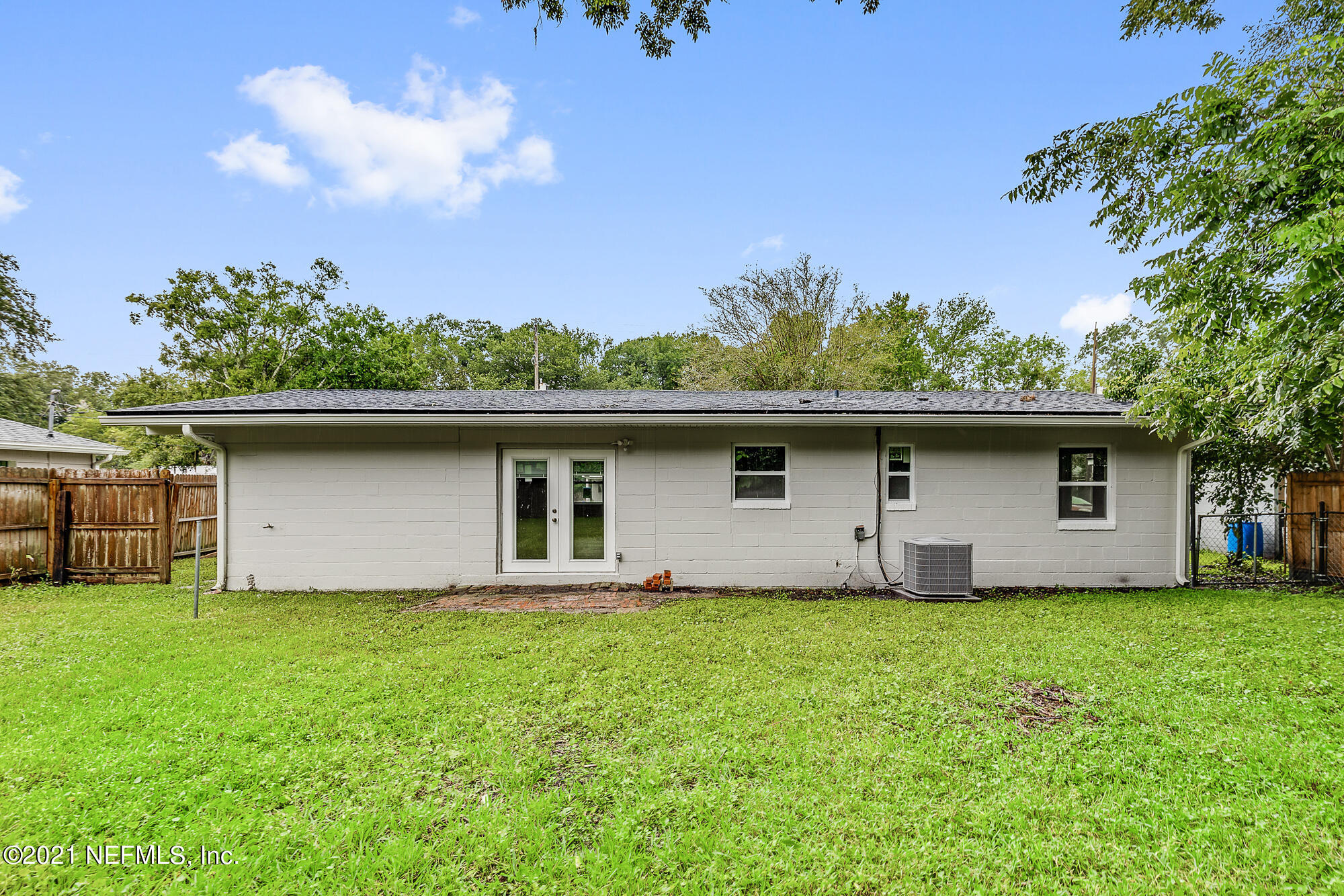 5231 Woodcrest Road Jacksonville, FL 32205 - Photo 15 of 15 Low Res MLS Size (18 of 18)