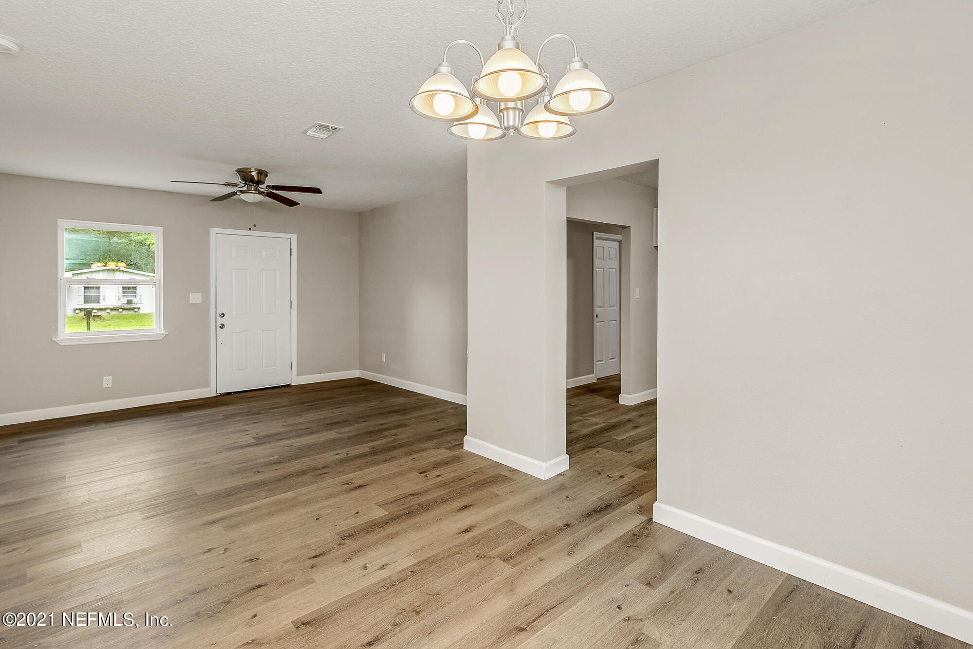 Low Res MLS Size (5 of 18)