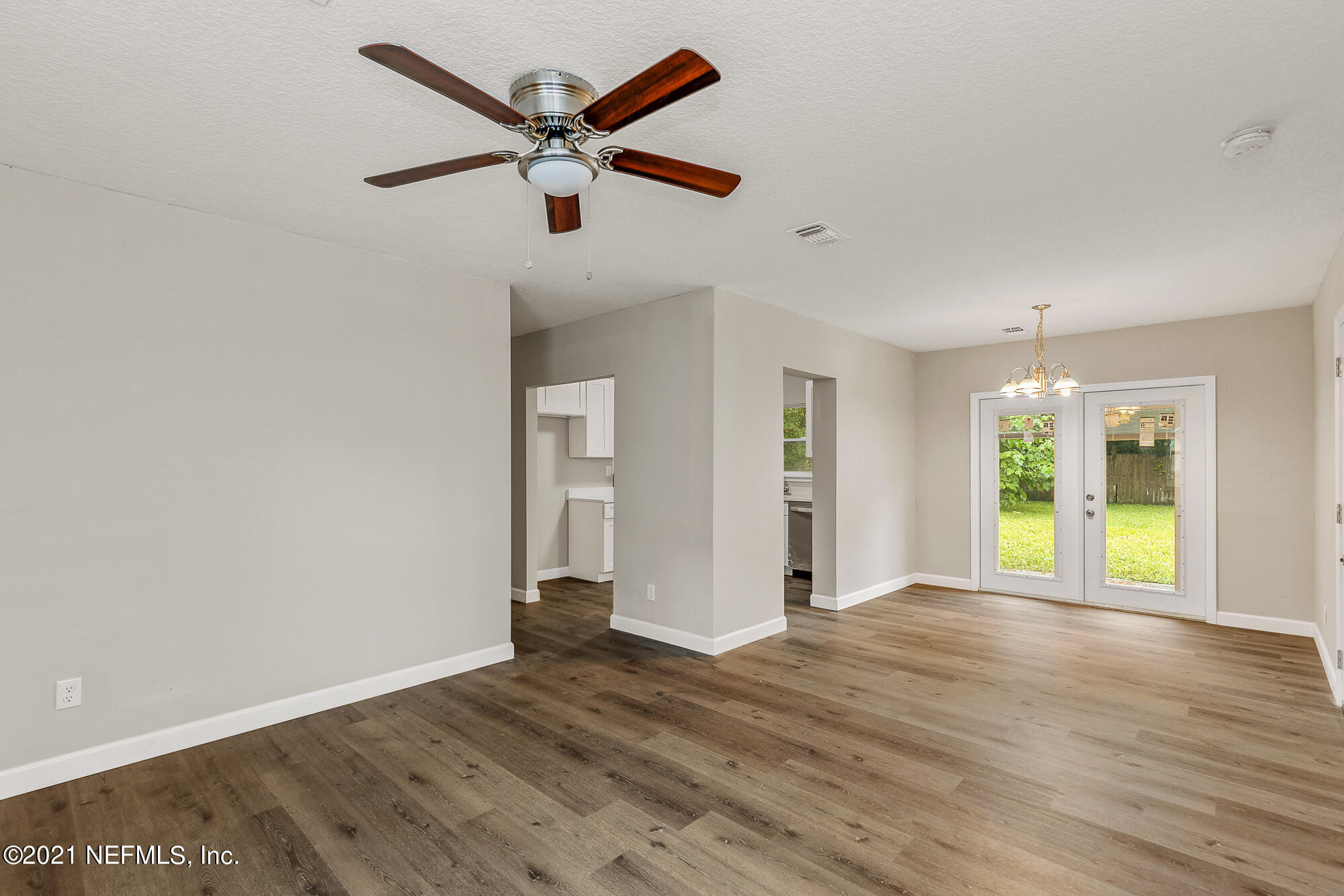 Low Res MLS Size (7 of 18)