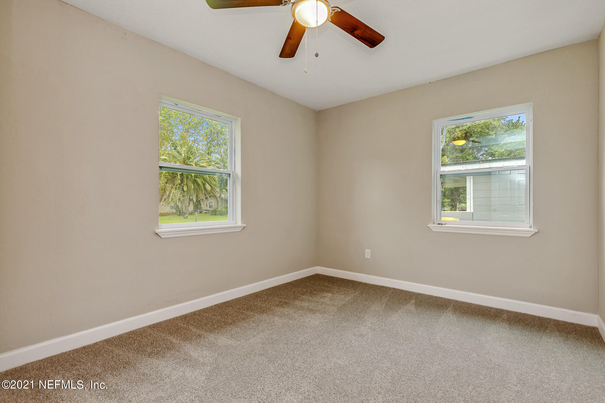 5231 Woodcrest Road Jacksonville, FL 32205 - Photo 9 of 15 Low Res MLS Size (12 of 18)