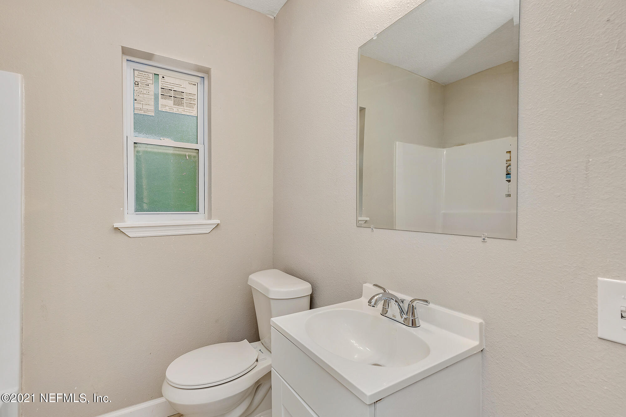 5231 Woodcrest Road Jacksonville, FL 32205 - Photo 10 of 15 Low Res MLS Size (13 of 18)