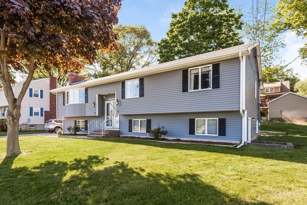 80 Gordon Road Braintree, MA 02184 - Photo 3 of 29