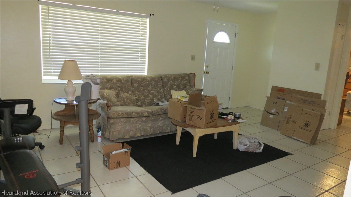 4812 Desoto Road Sebring, FL 33870 - Photo 3 of 15 Gallery Image 3