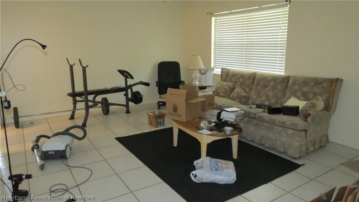 4812 Desoto Road Sebring, FL 33870 - Photo 4 of 15 Gallery Image 4