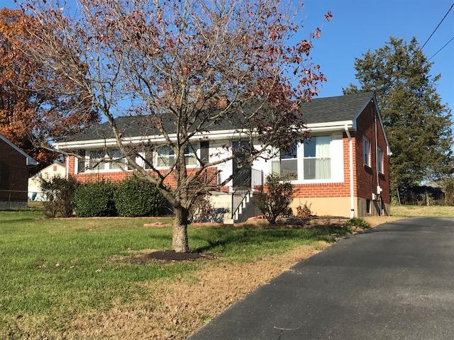 6533 Wendover Road Roanoke, VA 24019 - Photo 1 of 16 IMG_9037 (1)