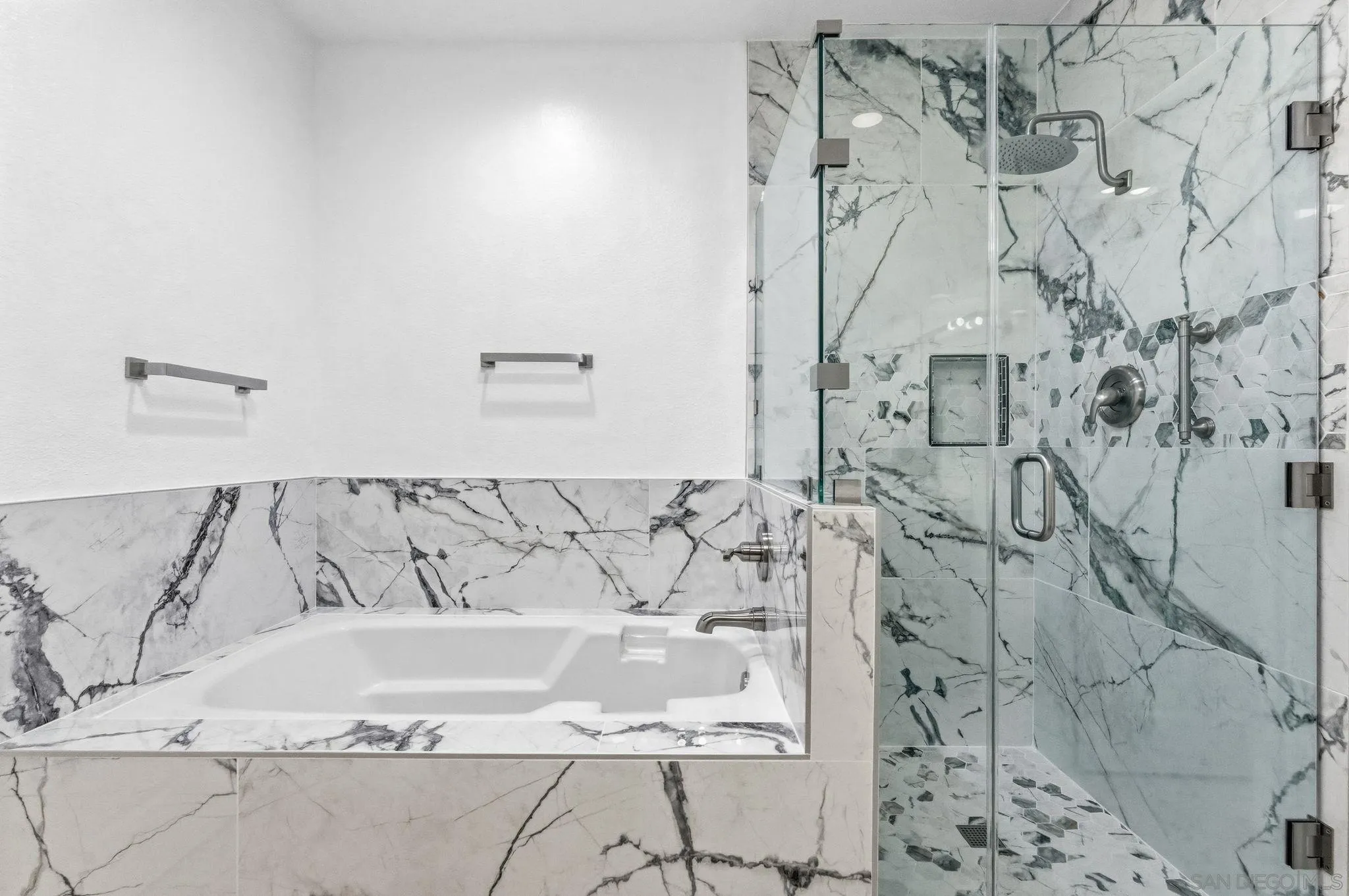2842 Torrey Pines Road La Jolla, CA 92037 - Photo 36 of 45 a bathroom with a bathtub and shower