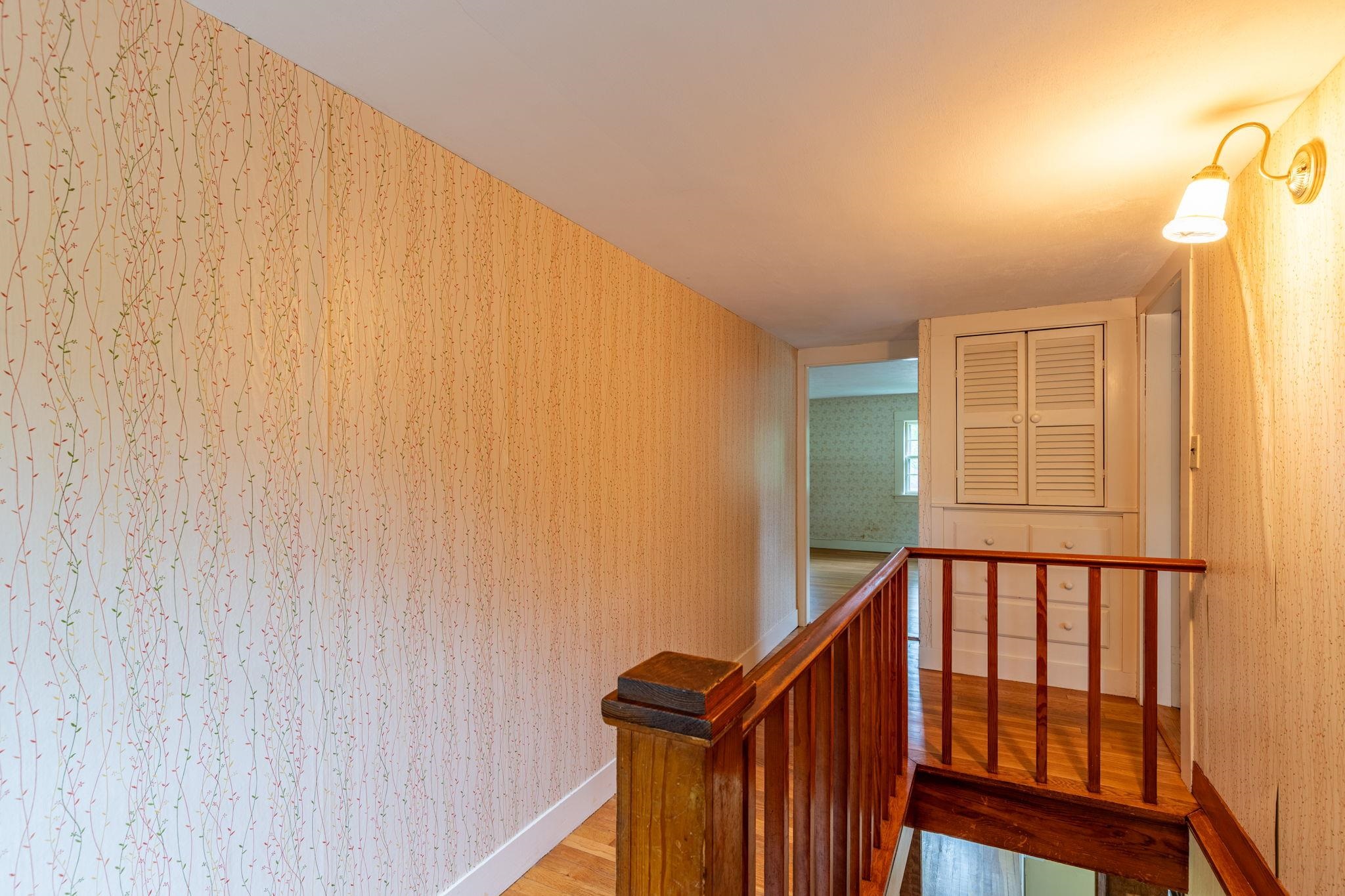 17 Spruce Street Exeter, NH 03833 - Photo 11 of 25