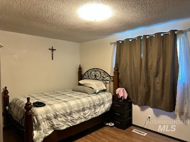 $330,000 | 2050 Kings Row, Heyburn, ID 83336