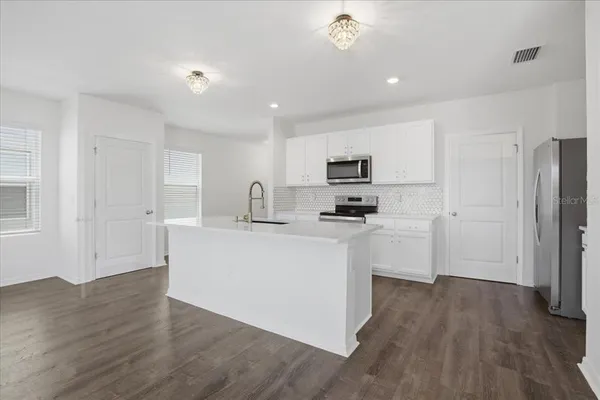 $3,600 | 3126 Suncoast Blend Drive, Odessa, FL 33556