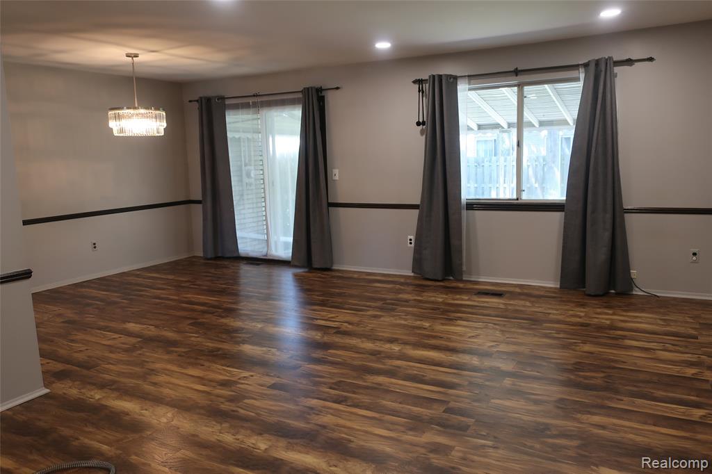 110 Stratford Lane Rochester Hills, MI 48309 - Photo 12 of 28