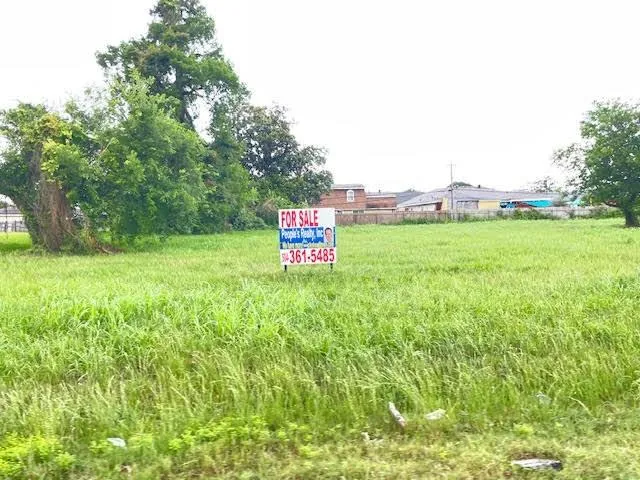 $69,500 | 640 Behrman Highway, Terrytown, LA 70056